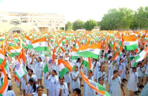 3 हजार विद्यार्थियों के जोश और जूनून से केंद्रीय मंत्री हुए अभिभूत
